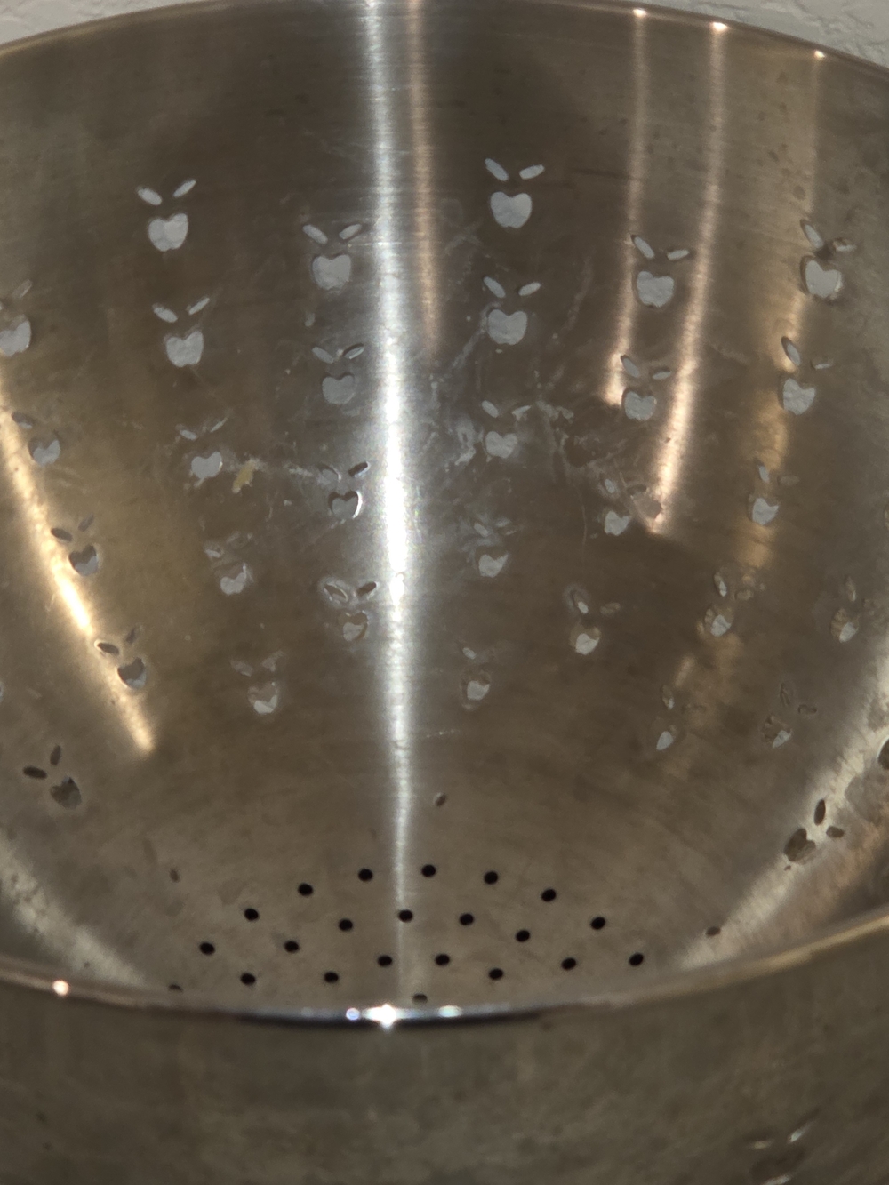 Apple Shape Colander - Picture 4 of 4